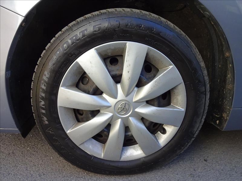Toyota Verso 2.0 D-4D 7.MÍST - fotka 43 z 47