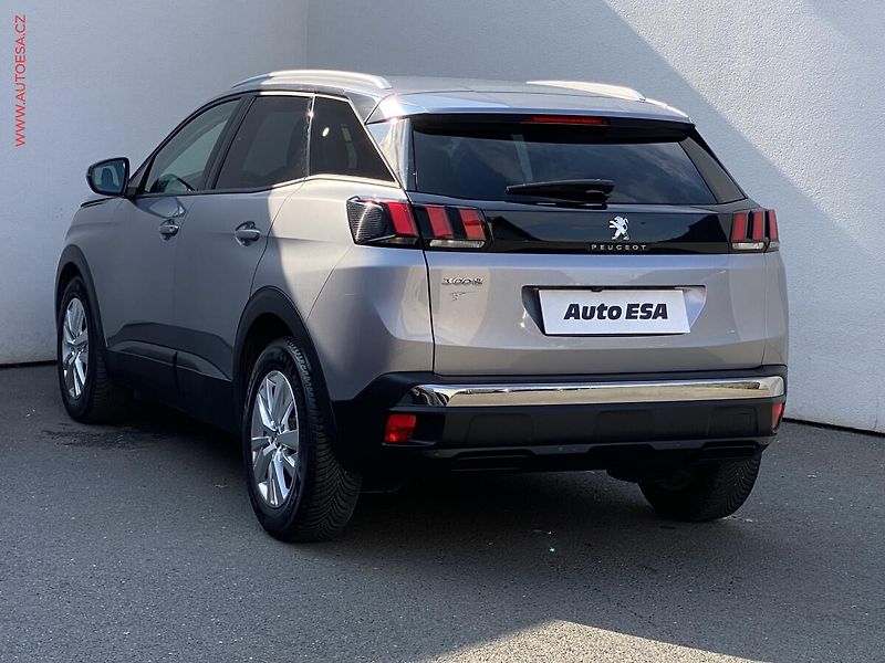 Peugeot 3008 (2019) 1.2PT, Active, navi, kamera - fotka 6 z 18