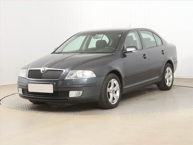 Škoda Octavia (2007) 2.0 TDI, po STK, dobrý stav - fotka 2 z 13