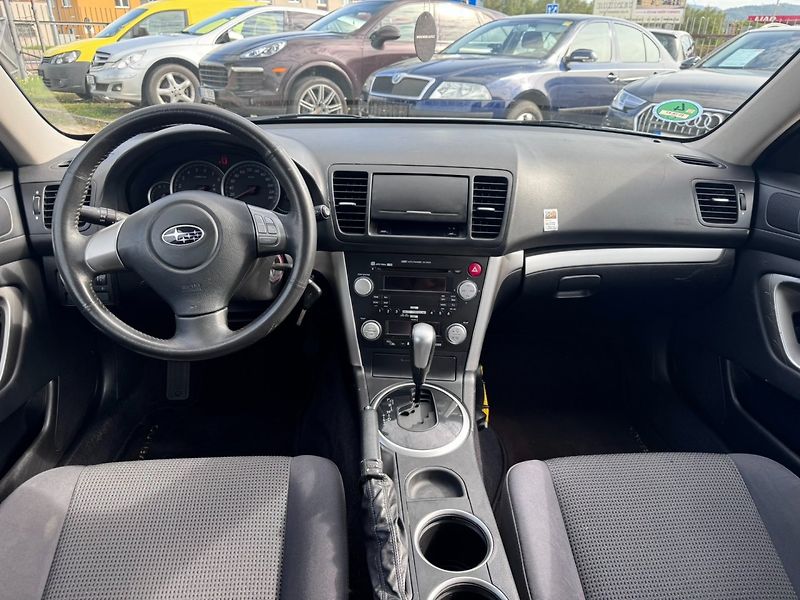 Subaru Outback (2007) AUTOMAT 4X4 2,5i 121 KW TAŽNÉ - fotka 23 z 50