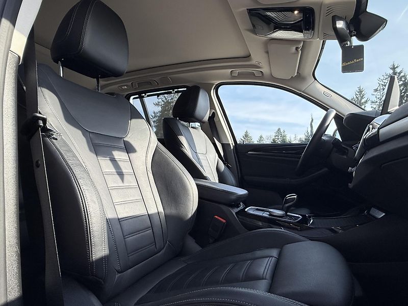 BMW X3 (2022) 30XD 210kW LASER PANORAMA CZ!! - fotka 25 z 43
