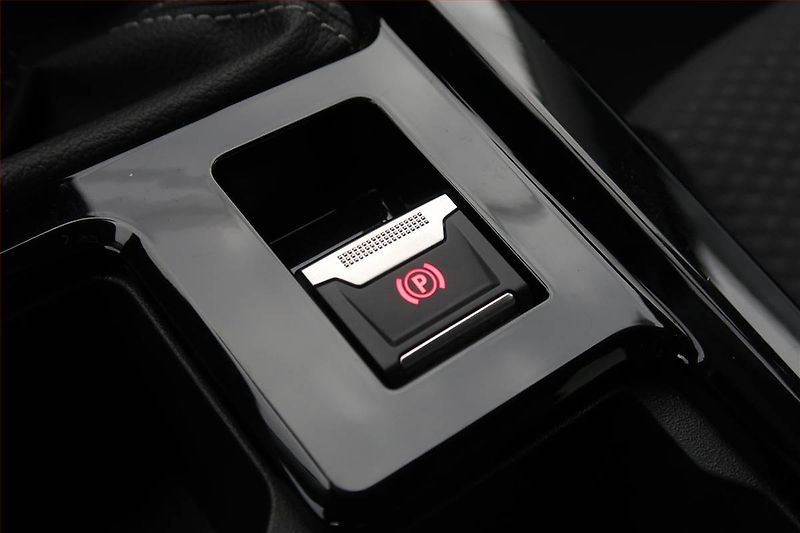 Škoda Superb (2014) Elegance 2.0 TDI, Automat - fotka 15 z 16
