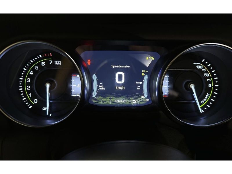 Jeep Wrangler (2022) Unlimited 2.0T 4xe PHEV AT8 Ru - fotka 17 z 22