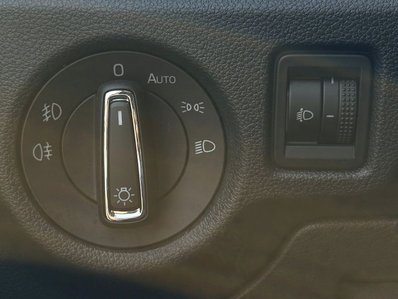 Škoda Scala (2025) DSG 1.0 TSI / 85 kW / TOP SELE - fotka 29 z 31