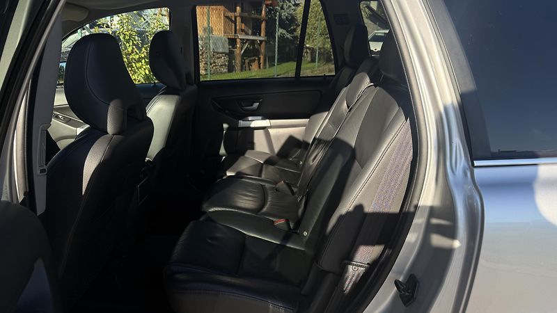 Volvo XC90 (2005) 2.4 D5 MANUÁL 120KW HEZKÝ STAV - fotka 16 z 32