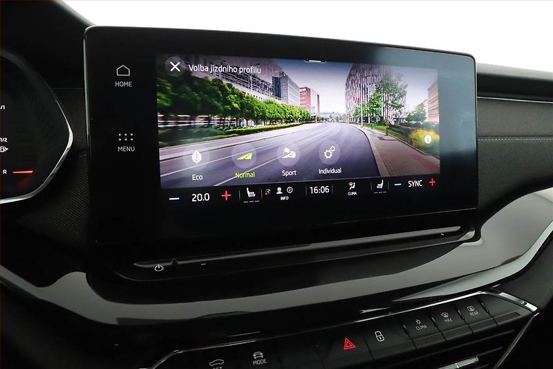 Škoda Octavia (2022) Style 1.5 TSI, ČR,1.maj - fotka 17 z 20