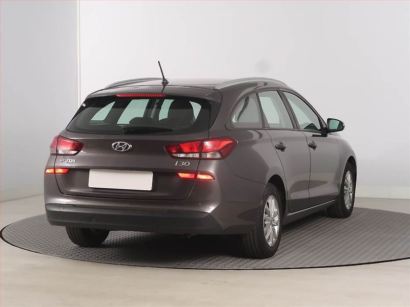 Hyundai i30 (2018) 1.6 CRDi, ČR,1.maj, Serv.kniha - fotka 5 z 18