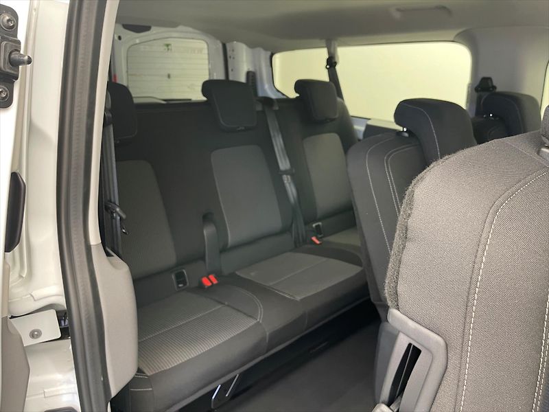 Volkswagen Transporter (2025) Nový T7 Kombi TDI 8AUT DR - fotka 15 z 27