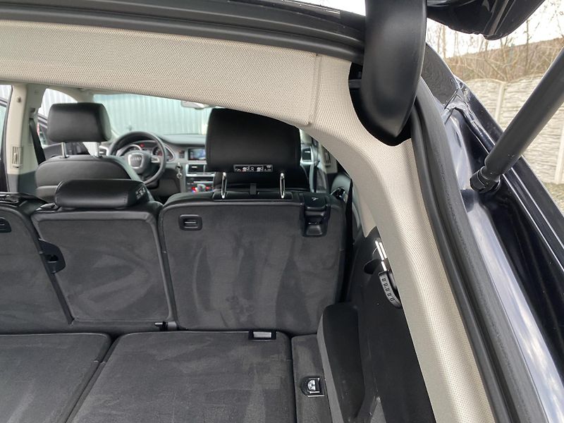Audi Q7 3.0TDi 4x4 240PS FL 8Q SLINE!! - fotka 107 z 156
