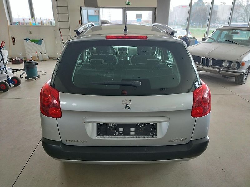Peugeot 207 (2011) SW,1,4I,70KW,KLIMA,naj.115tkm - fotka 6 z 17