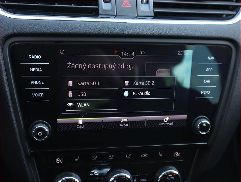 Škoda Octavia (2017) 1.8 TSI, Automat, Serv.kniha - fotka 19 z 20