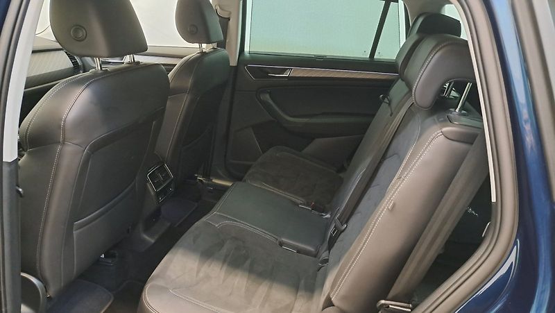 Škoda Kodiaq (2023) Style 2,0 TDI 110 kW DSG 4x4 - fotka 12 z 24