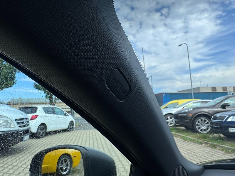 Audi A1 (2011) 1,2 TFSI 63 KW NOVÁ SPOJKA STK - fotka 35 z 50
