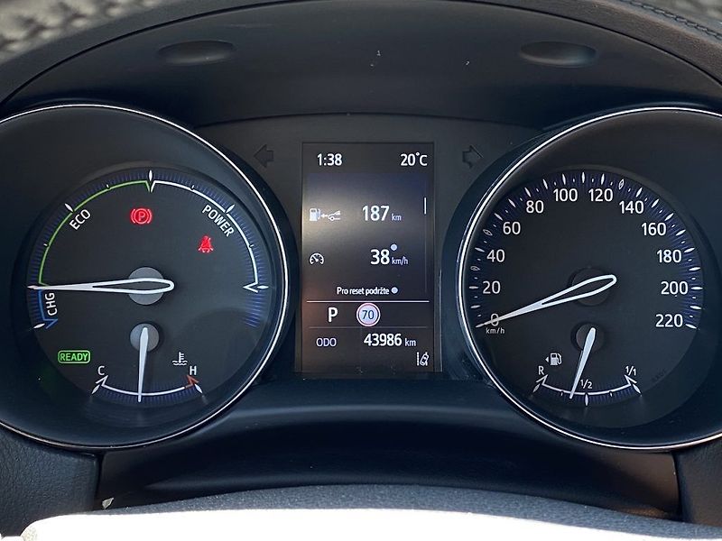 Toyota C-HR 1.8HEV, ČR-1m, Style, DPH - fotka 10 z 16