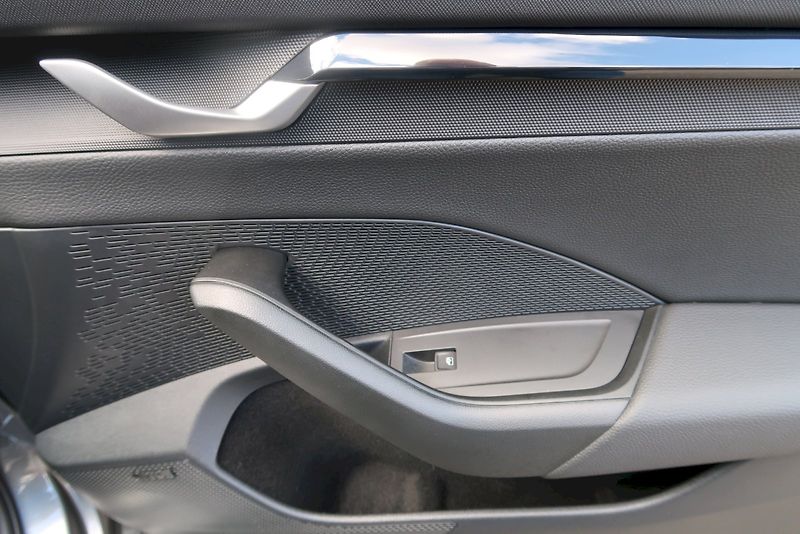 Škoda Octavia (2025) COMBI RS 2,0 TSI 195kW DSG - fotka 23 z 29