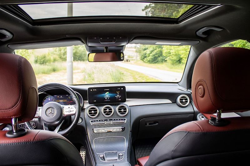 Mercedes-Benz GLC - fotka 19 z 20