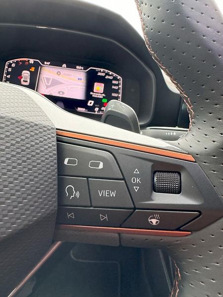 Cupra Formentor (2024) 1,5 TSI 150k DSG  - fotka 21 z 35