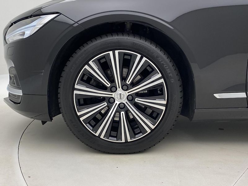 Volvo V90 B4 AWD BRIGHT PLUS AUT CZ - fotka 38 z 60