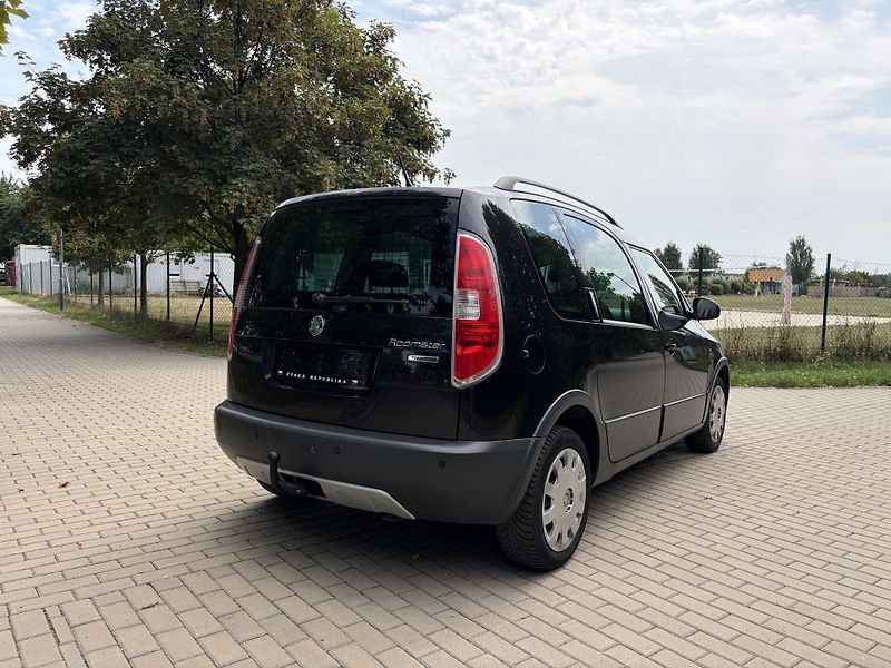 Škoda Roomster 1.6 Scout Plus Edition - fotka 9 z 32