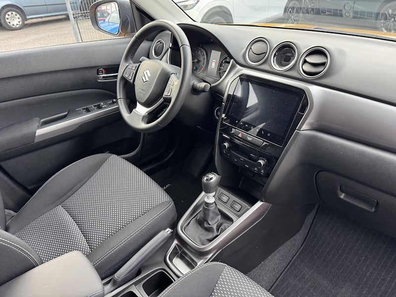Suzuki Vitara 1.4 BoosterJet PREMIUM  - fotka 10 z 15