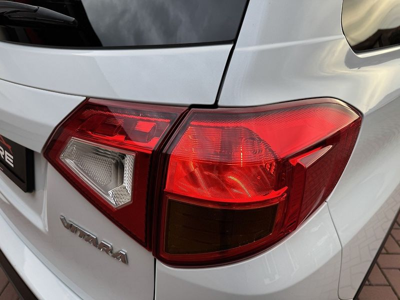 Suzuki Vitara (2017) 1.6iVVT Navi Digi Klima Kamera - fotka 41 z 50