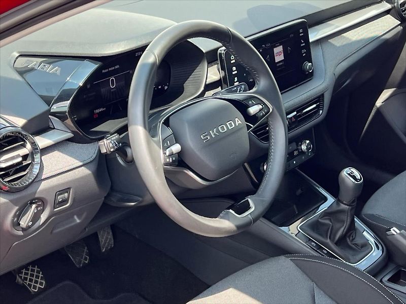 Škoda Fabia 1,0 TSi 70kW SELECTION  IV. - fotka 10 z 24