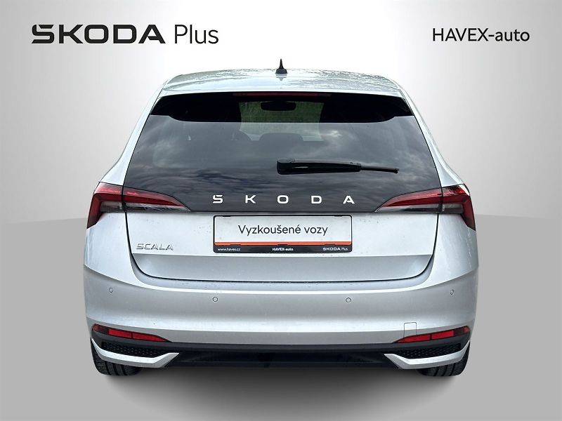 Škoda Scala (2024) 1.0 TSI Top Selection - fotka 32 z 32