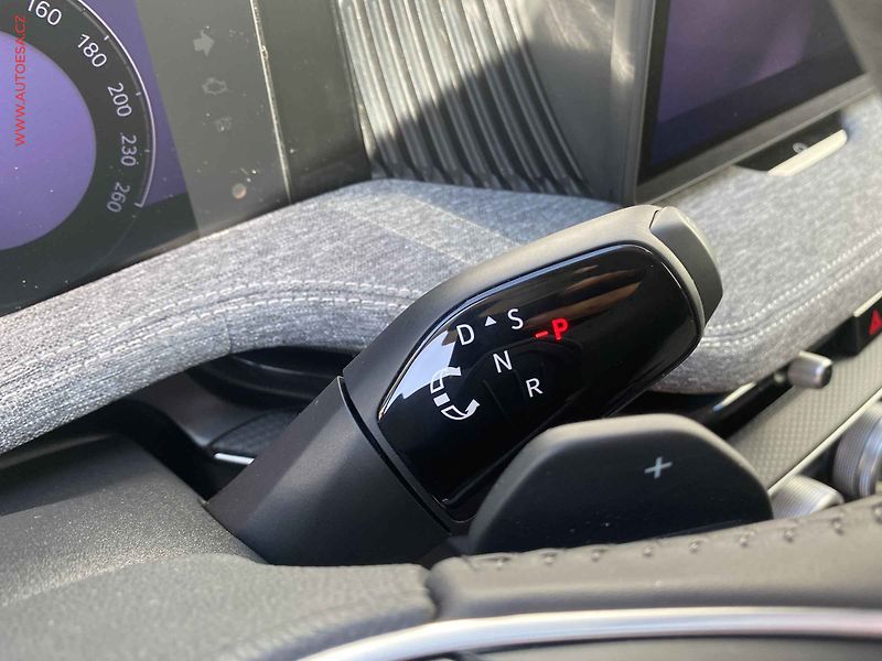 Škoda Superb (2026) 1.5 e-TSi, ČR, Selection, DSG - fotka 17 z 21
