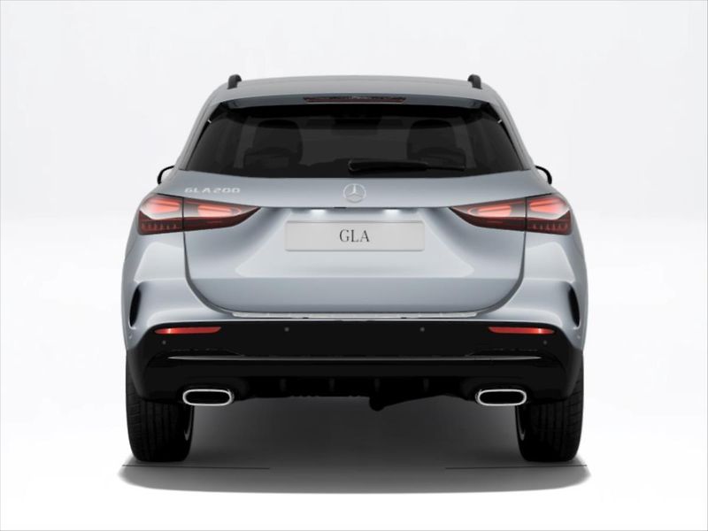 Mercedes-Benz GLA (2026) 1,3 200 Edition 140 Years - fotka 5 z 9