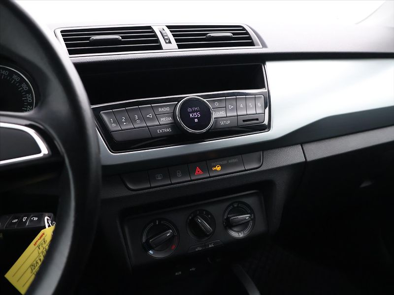 Škoda Fabia 1,2 TSI 66kW CZ 2.Maj Tažné - fotka 18 z 27