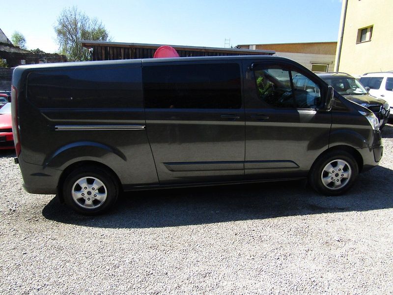 Ford Transit Custom (2016) 2.0 TDCi96kW BEZ KOROZE - fotka 9 z 28