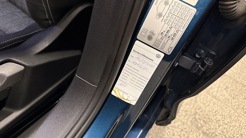 Volkswagen Passat (2023) 2.0TDI,DSG,ZÁRUKA,LED,DIESEL - fotka 34 z 60