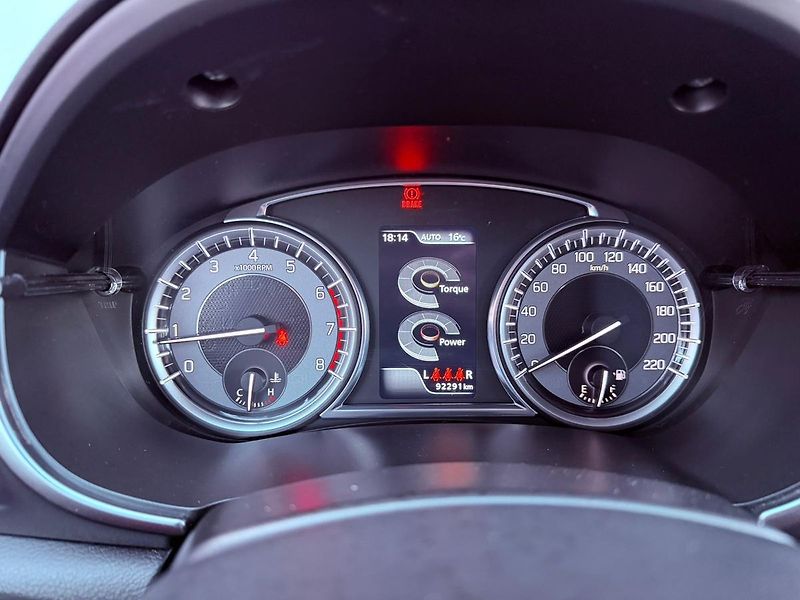 Suzuki Vitara 1.4 BoosterJet Comfort AllGrip - fotka 18 z 27