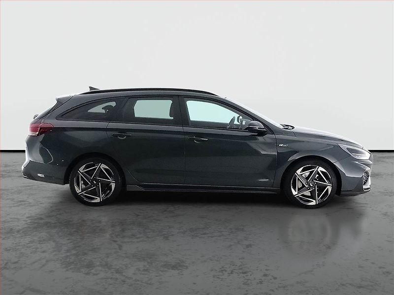 Hyundai i30 (2024) N-Line 1.5 T-GDI MHEV 48V - fotka 6 z 21