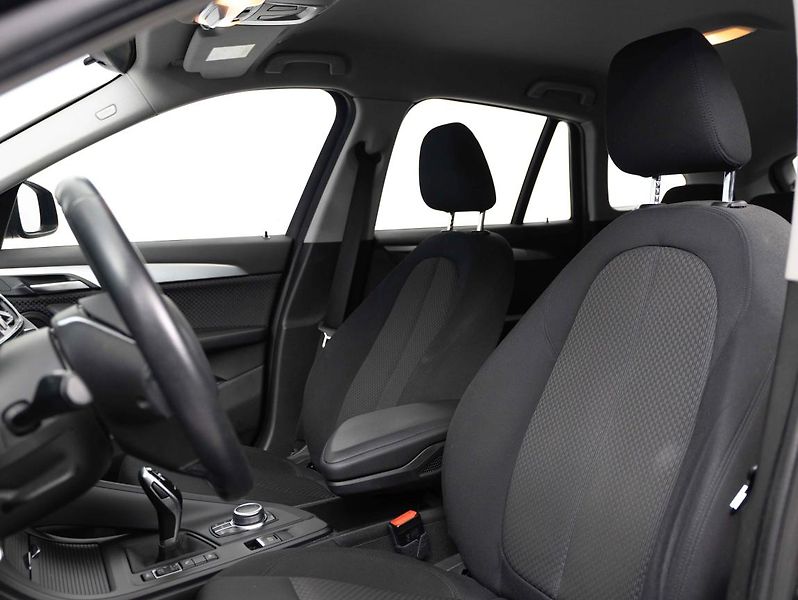 BMW Řada 2 X1 25i xDrive - fotka 18 z 22