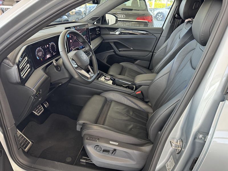 Volkswagen Tiguan (2024) 2,0TSI R DSG 4M TAŽNÉ LED ACC - fotka 14 z 43
