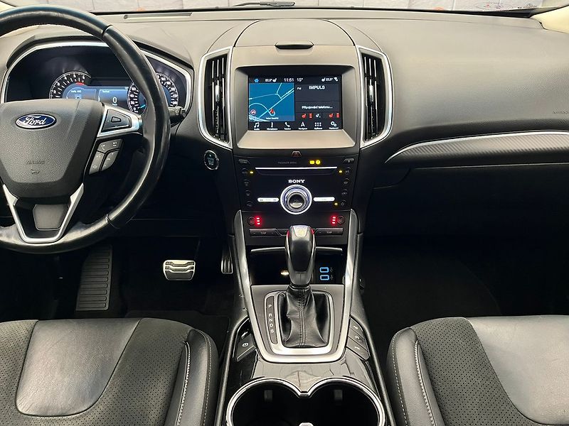Ford Edge 2.0 TDCi AWD Sport ČR 1.majit. - fotka 14 z 74