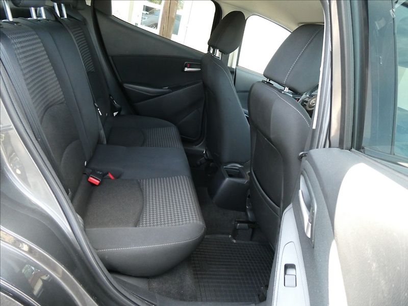 Mazda 2 1,5 Skyactiv 66kW,2xkola,NAVIG - fotka 27 z 59