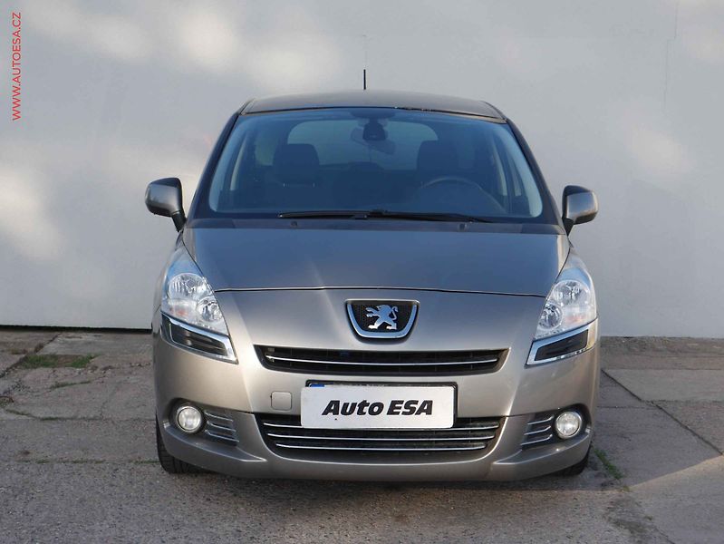 Peugeot 5008 (2012) 1.6 i, STK6/28 - fotka 2 z 15