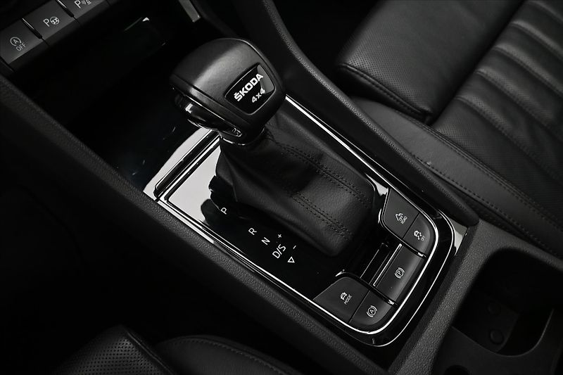 Škoda Kodiaq 2,0 TDI 147kW L&K DSG 4x4 Záru - fotka 23 z 33