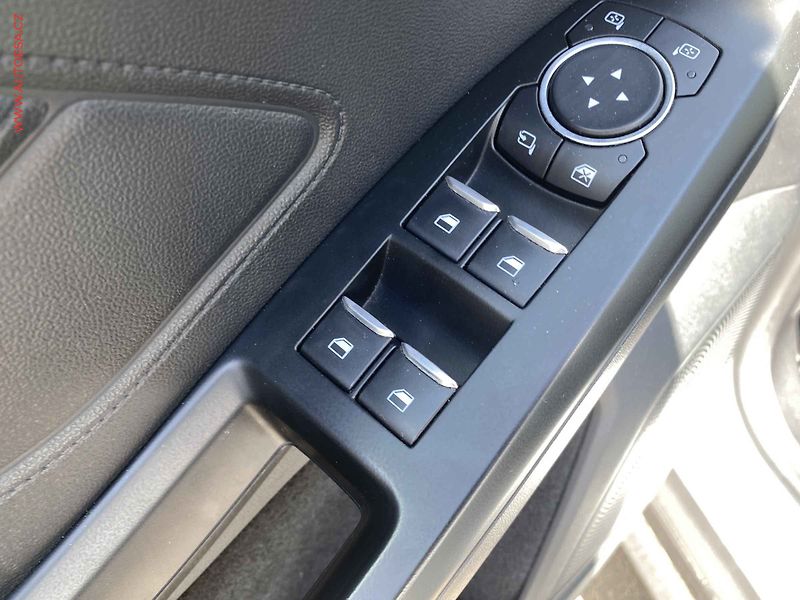 Ford Focus (2019) 1.5TDCi, ČR, Trend Plus - fotka 13 z 18