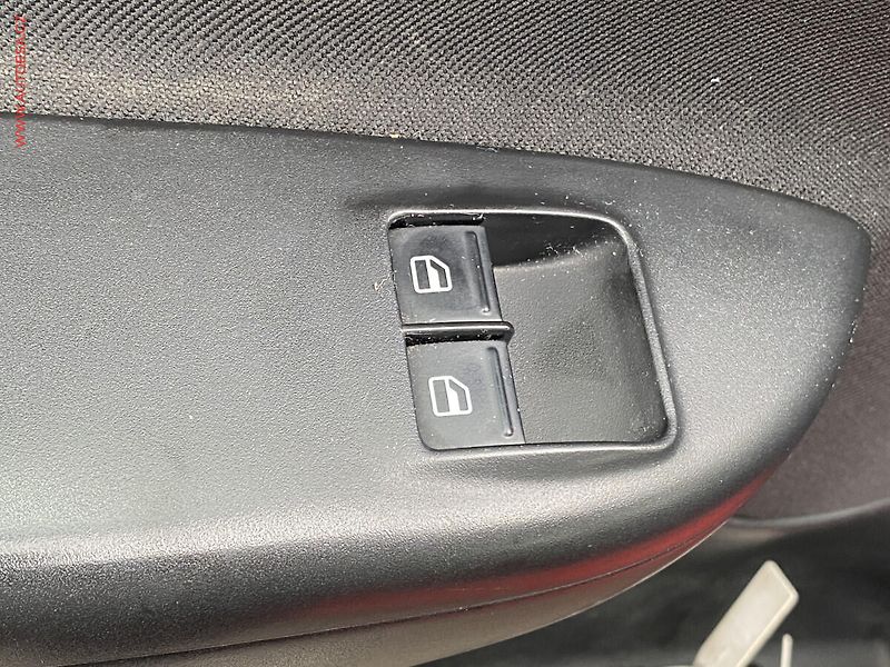 Škoda Octavia (2010) 1.2 TSi, Ambiente, TZ - fotka 11 z 16