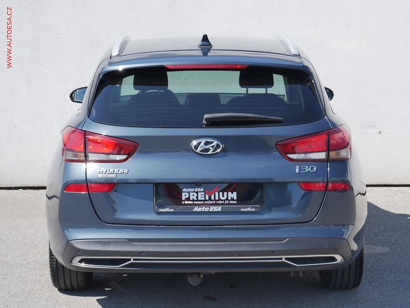 Hyundai i30 (2021) 1.5 T-GDi, ČR, Smart, kamera - fotka 5 z 23