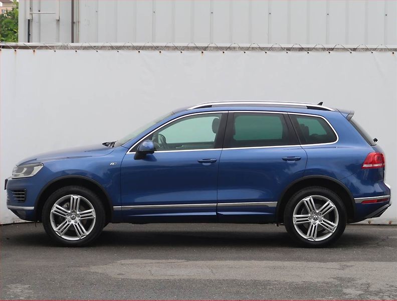 Volkswagen Touareg (2015) R-Line 3.0 TDI - fotka 3 z 29