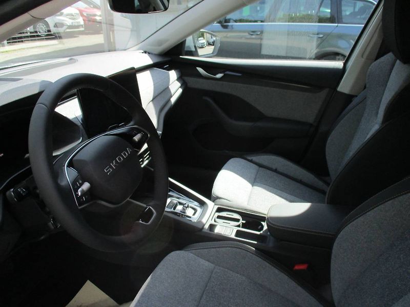Škoda Octavia Combi Top Selection 2,0TDI 110 - fotka 10 z 15