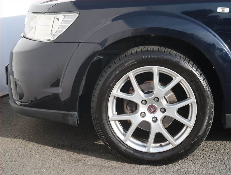 Fiat Freemont (2012) 2.0 MultiJet, 7 míst, Tempomat - fotka 14 z 19