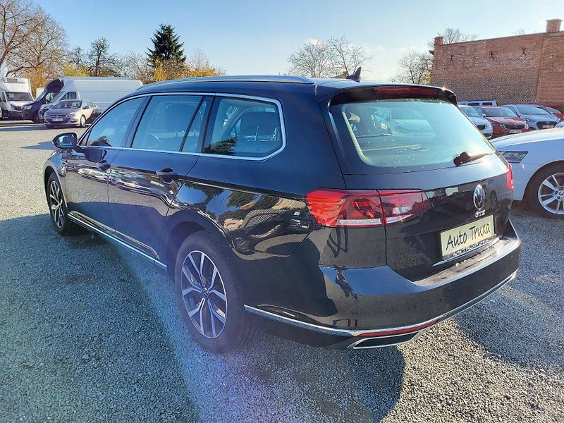 Volkswagen Passat 1.4 TSI PHEV GTE HYBRID - fotka 3 z 48