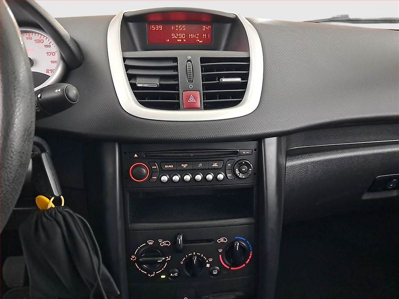 Peugeot 207 (2007) 1.4 VTi, nová STK, Tažné - fotka 12 z 15