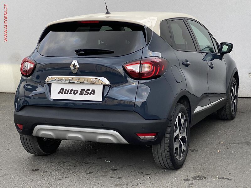 Renault Captur (2019) 1.3TCe, Intense - fotka 4 z 18