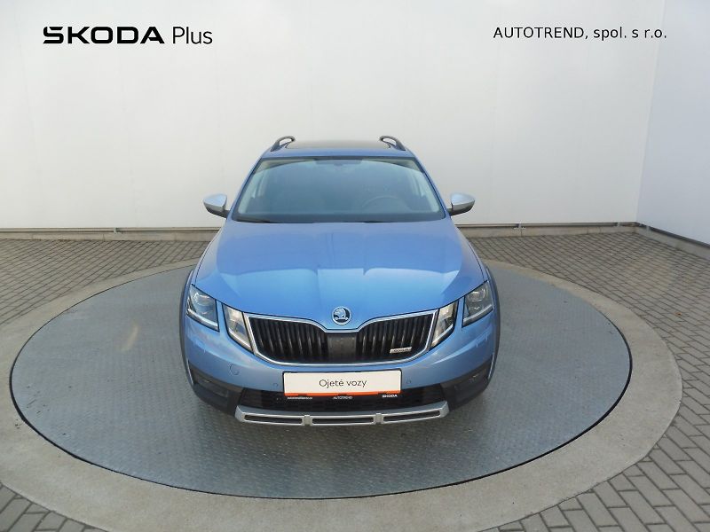 Škoda Octavia (2019) Combi ScoutLine 2,0 TDI 110kW - fotka 4 z 30